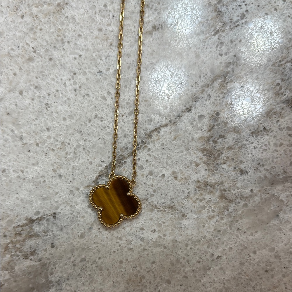 Gold Clover Pendant Necklace
